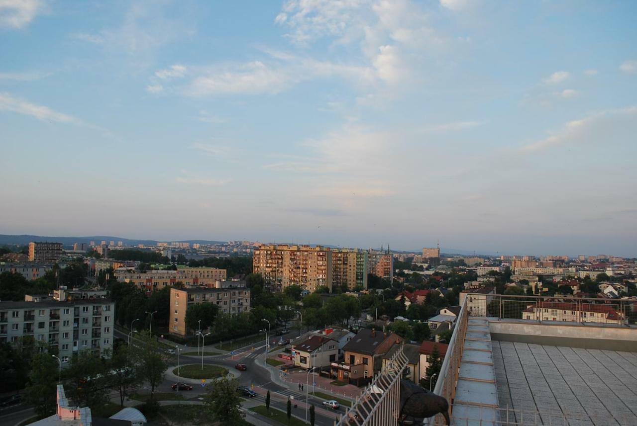 Penthouse Prestige Apartament Kielce Zewnętrze zdjęcie